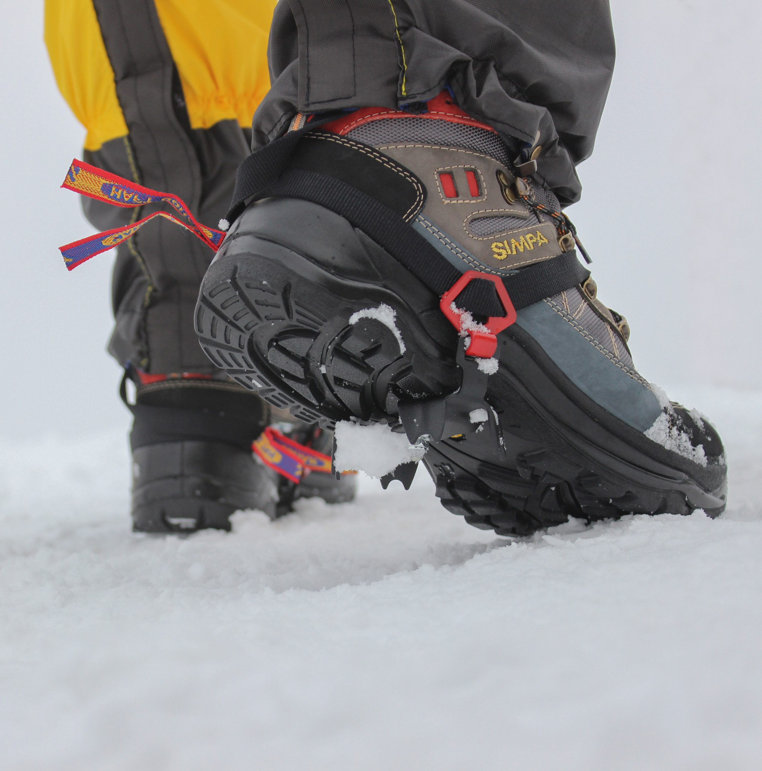 محصولات کفش کوهنوردی سیمپا